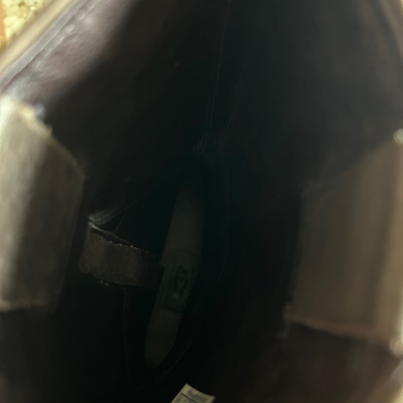 Rare UGG nubuck mid calf boot - Picture 8 of 11